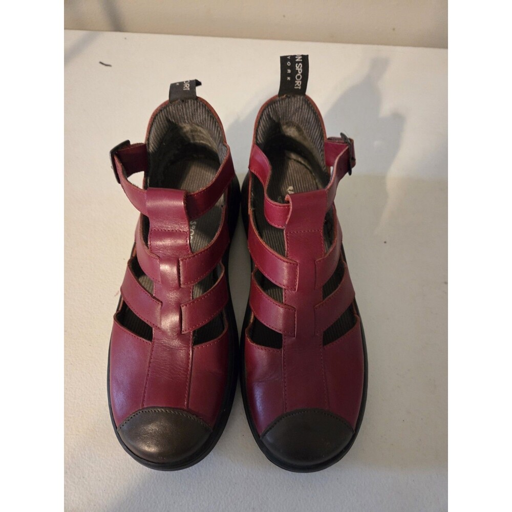 Giraudon Sport New York Womens 39.5 Red Leather Closed Toe Fisherman Sandals...